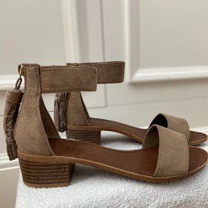 Rock & Candy Low Heeled Suede Sandal Size 6